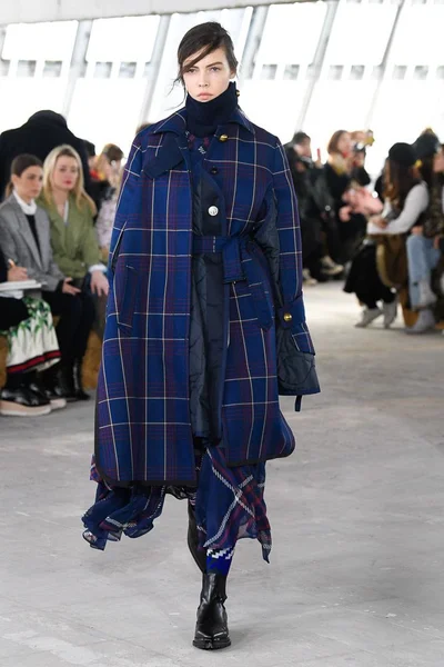 Look 9